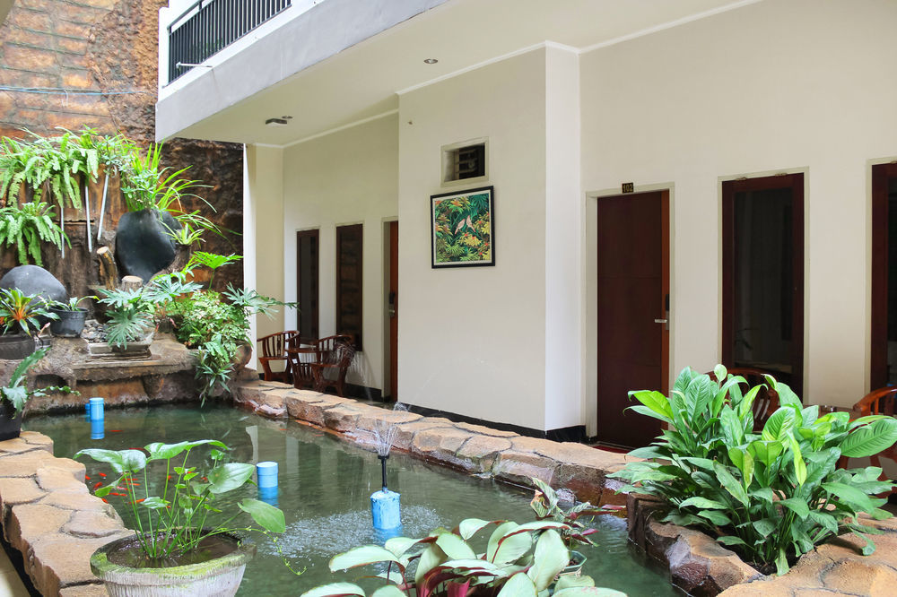 Maktal Hotel Mataram Exterior foto