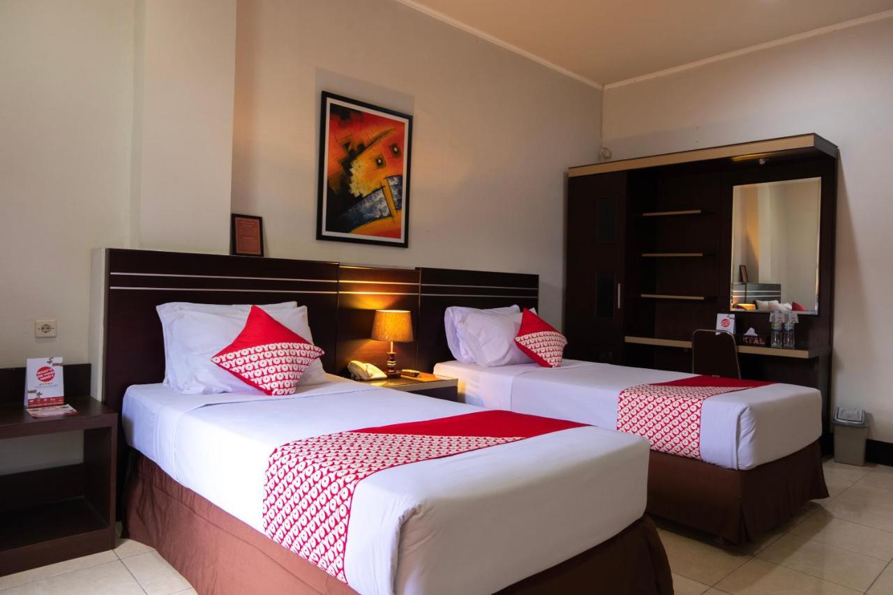 Maktal Hotel Mataram Exterior foto