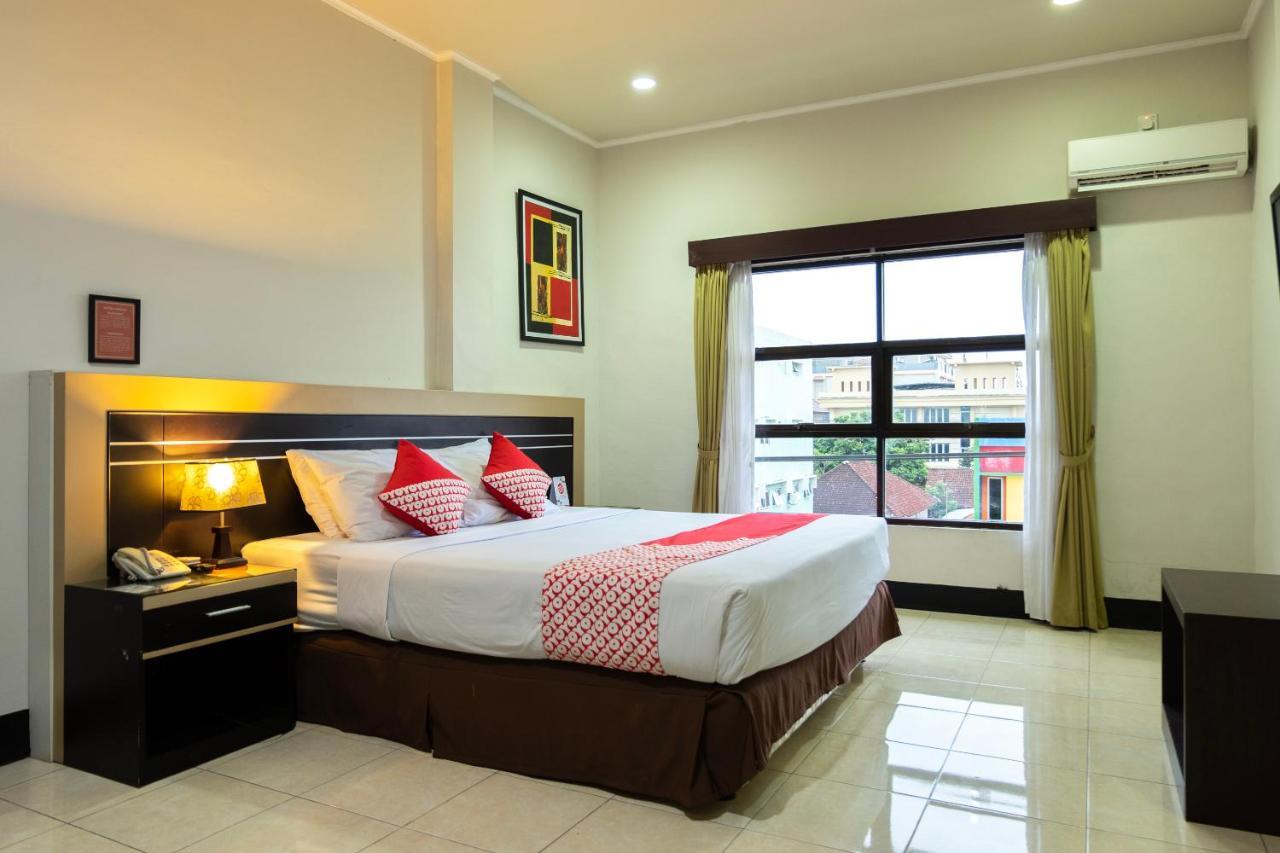 Maktal Hotel Mataram Exterior foto