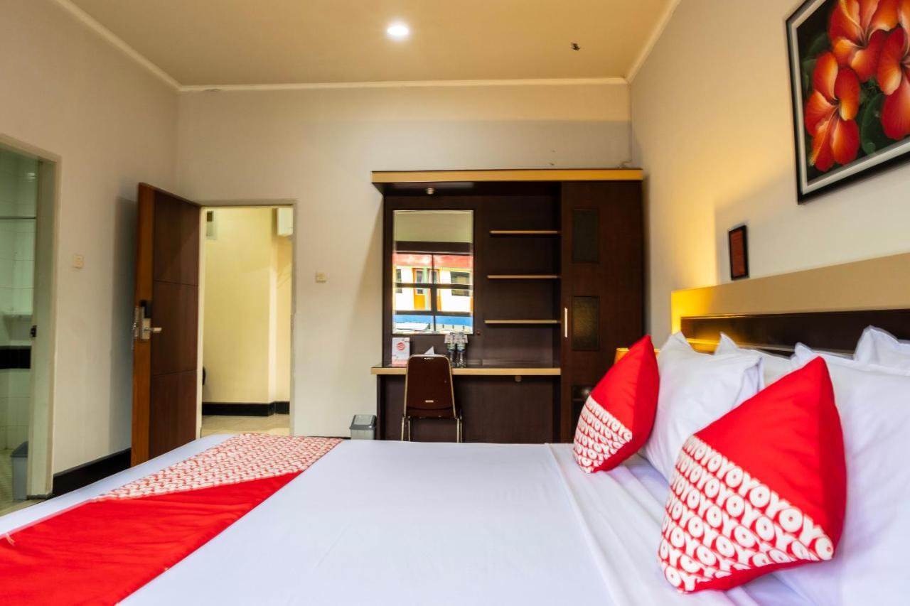 Maktal Hotel Mataram Exterior foto