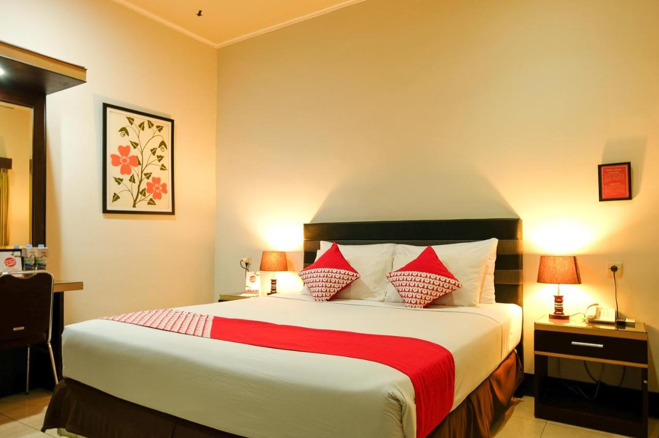 Maktal Hotel Mataram Exterior foto