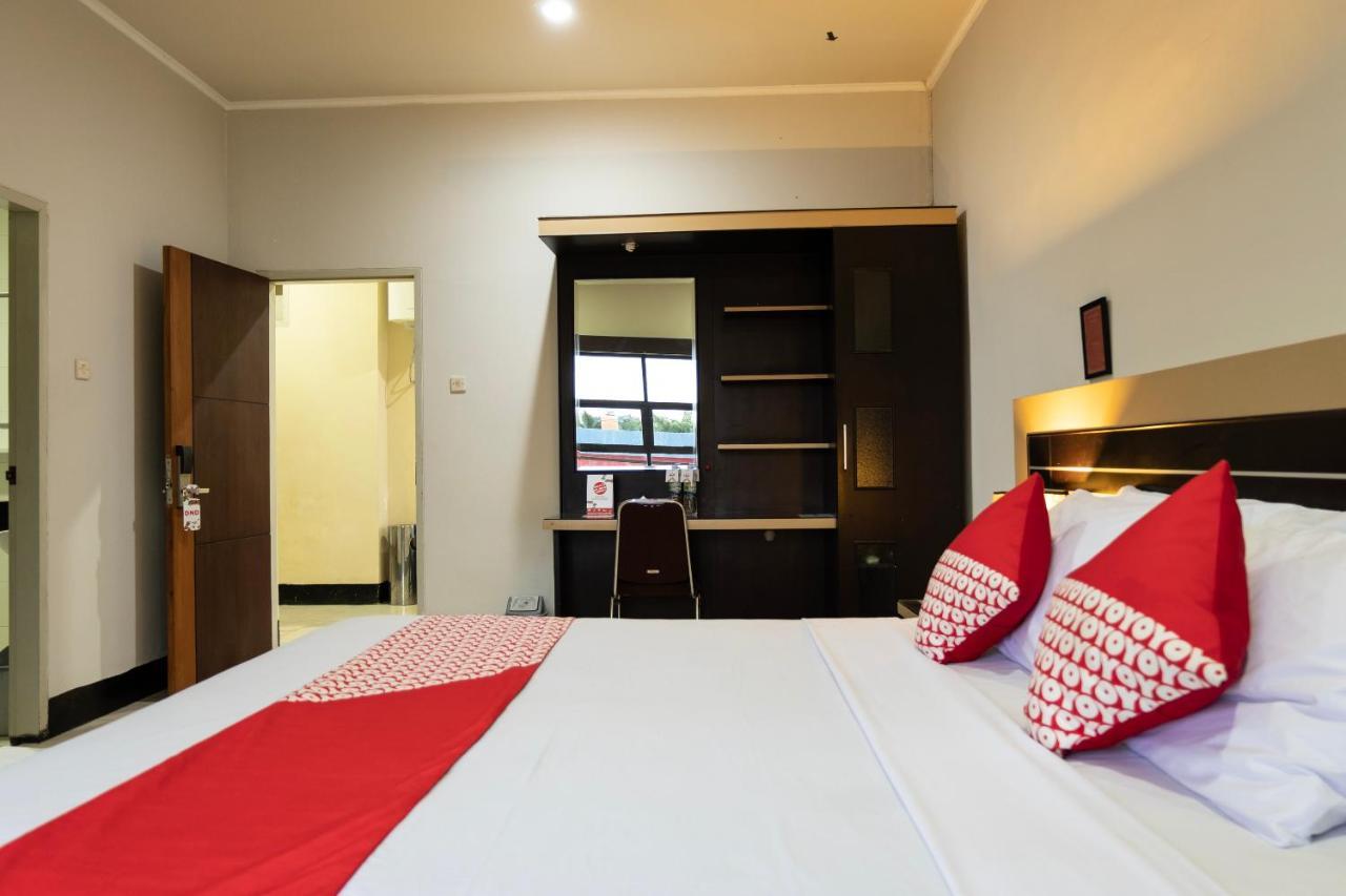 Maktal Hotel Mataram Exterior foto