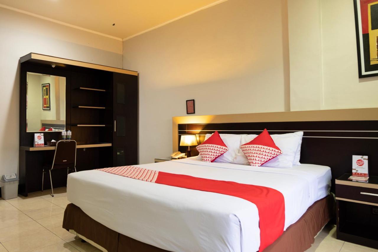 Maktal Hotel Mataram Exterior foto